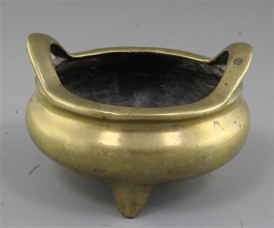 A Chinese bronze censer, 19th century, width 14cm